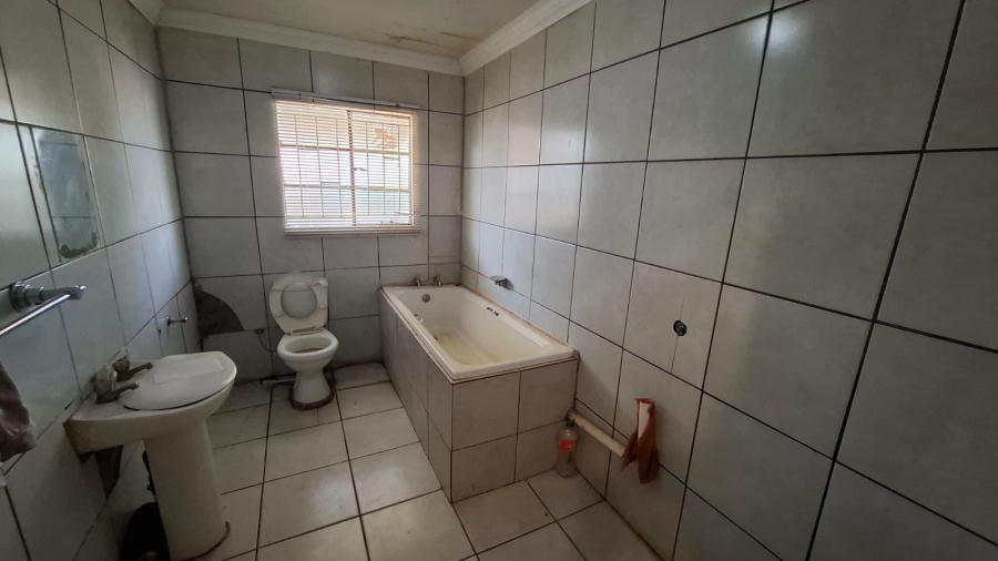 3 Bedroom Property for Sale in Ikageng North West